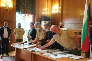 МО спря търга за бронирани бойни машини, за да ги правим сами