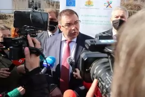 Според здравния министър цяла Европа се учи от България