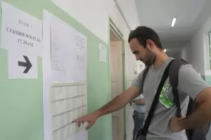 Кандидат-депутат изникна в листите на две коалиции едновременно