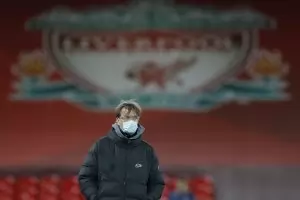 "Ливърпул" се закотви на историческо дъно