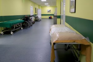 Болниците на много места вече са запълнили капацитета си за