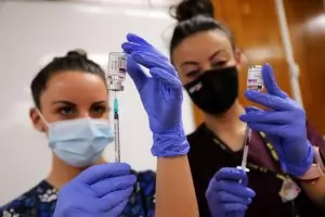 И личните лекари ще поставят "Пфайзер" и "Модерна"