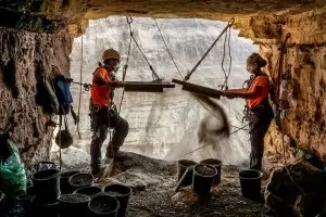 Библейски свитъци от Мъртво море открити в "пещерата на ужаса"