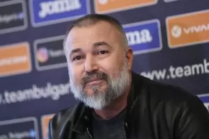 Ясен Петров викна близнаци и още петима дебютанти в А-тима