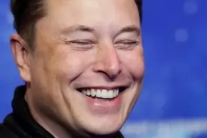 Мъск се присмя на Безос