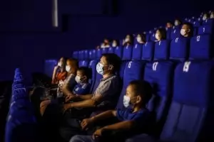 Китайската компартия задължи кината да показват пропагандни филми