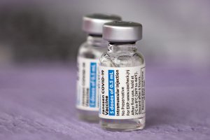 СЗО призова за мораториум върху третата доза ваксина срещу COVID 19