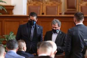 Доминираният от ГЕРБ парламент никому няма да липсва Левашки законодателни