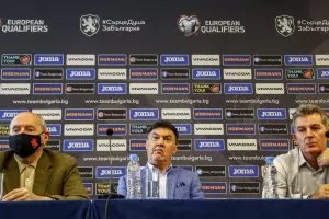 Морално ли е завръщането на Михайлов начело на БФС?