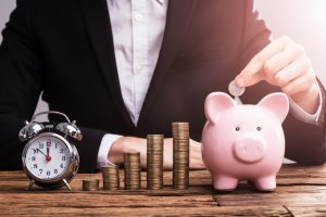 Облагането на доходите на българите от спестяванията им в банките