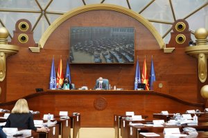 Македонският парламент прие единодушно нов пакет от икономически мерки във