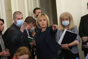 Бойкот: "Автомагистрали" отказват документи на депутатите