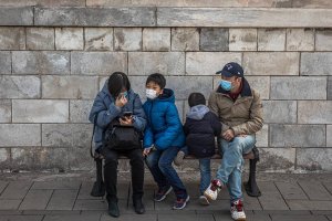 Китай облекчи политиката си за семейно планиране за да позволи
