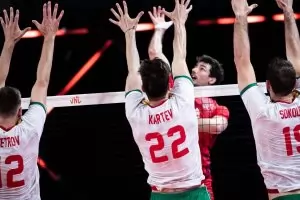 Волейболистите пропуснаха 3 геймбола и загубиха с 0:3 от Франция