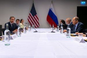 Първите дипломати на САЩ и Русия проведоха двучасова среща в Рейкявик