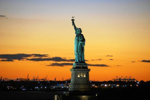 Франция ще изпрати на САЩ нова Статуя на свободата съобщи