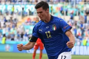 3 от 3: "Скуадра адзура" спечели групата без допуснат гол