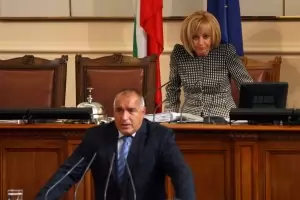 Мая Манолова осъди Борисов да й плати 10 000 лв. за клевета