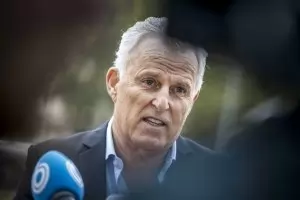 За ''безстрашния'' Петер де Врийс истината бе на живот и смърт