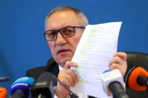 Кралев заложил бомба за 21,8 млн. лв. на гърба на държавата