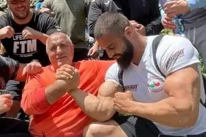 Посмали, Манго!