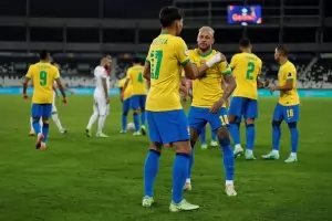 Бразилия стигна пестеливо до 1/2-финал на Копа Америка