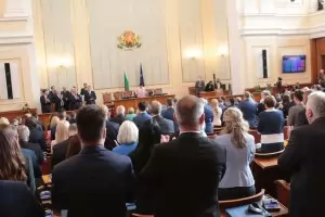 На първо четене: Депутатите отнеха от Гешев Бюрото по защита