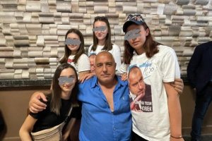Лидерът на ГЕРБ Бойко Борисов ще остане без санкция за