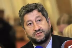 Христо Иванов се обяви срещу „хубавите опаковки” в политиката