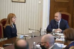 Румен Радев обяви, че разпускането на парламента е въпрос на дни