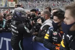 Хамилтън постигна исторически успех в Русия