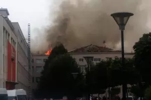 Стотици бяха евакуирани след пожар в Медицинския университет в Плевен