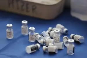 ЕК няма да препоръчва задължителна ваксинация срещу COVID-19