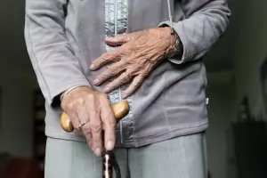 Затварят дом за стари хора заради брутално насилие