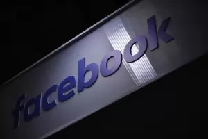 Фейсбук ще наеме 10 000 души в ЕС за изграждане на метавселена