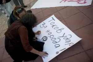 Бизнес и синдикати договориха с премиера помощи за скъпия ток до месец