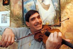 Починал е виртуозният цигулар Венци Такев съобщи във Фейсбук Фондация