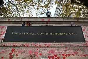 Британците минават към масова реимунизация с трета доза