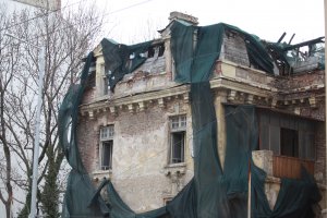 Рушащата се къща на Иван Евстатиев Гешов на столичния булевард