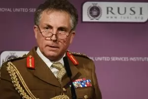 Британски генерал: Сблъсък с Русия е по-възможен от Студената война