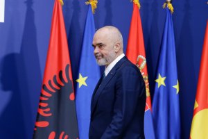 Албанският премиер Еди Рама се оплака в интервю пред France