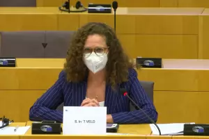 Евродепутати: Брюксел нарочно ослепя за България