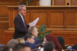 Новият председател на Народното събрание Никола Минчев получи първото си
