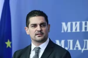 Министърът създаде празничен хаос във финансирането на спорта
