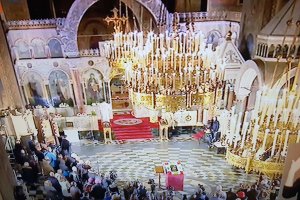 Патриарх Неофит отслужи празнично богослужение в катедралата Св Александър Невски Премиерът