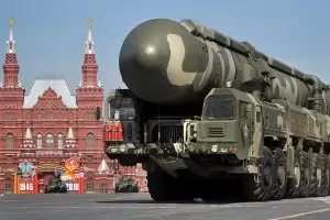 НАТО и Русия се скараха и за ядрените ракети в Европа 