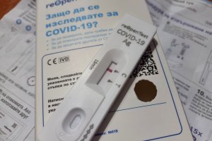 Броят на новозаразените с коронавирус в България е над два