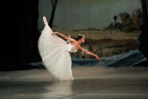 С балетната класика  Софийската опера и балет ще отбележи 40 години творческа дейност