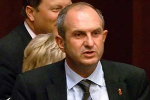 Специалният пратеник на македонското правителство за разрешаване на спора между