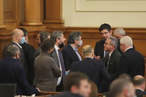 Черновите на законодателната и управленската програма подготвени за кабинета Василев